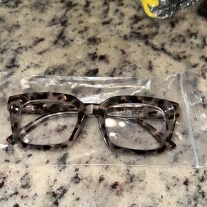 Photo chromatic reading glasses 1.75